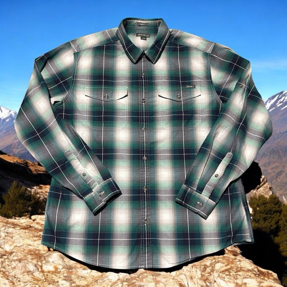 Eddie Bauer Men’s XL Plaid Flannel Shirt Blue Green Cabin Core Outdoors Workwear